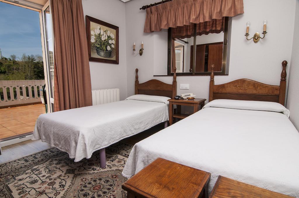 Riodeva Hotel Unquera Quarto foto